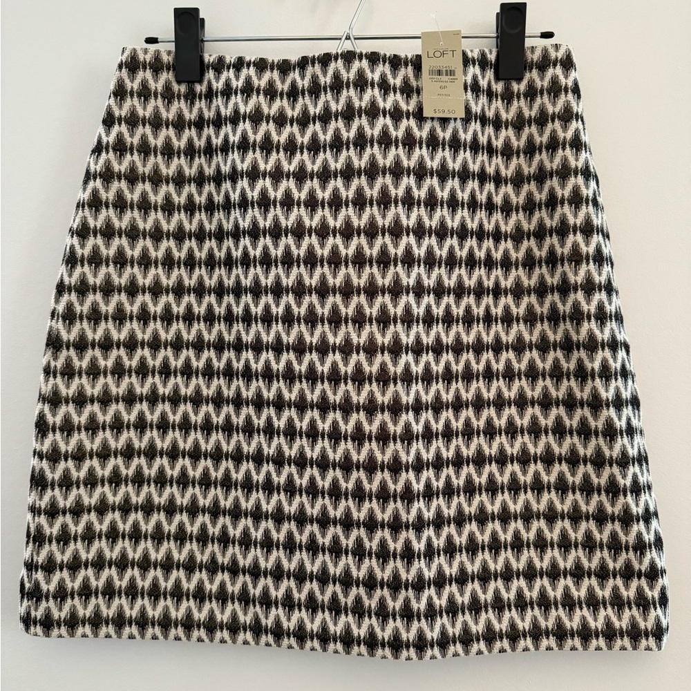 NWT LOFT Black, Cream, Gold Women's Skirt 6p